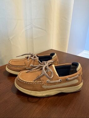 Sperry Kids Lanyard Boat Shoe, like new!